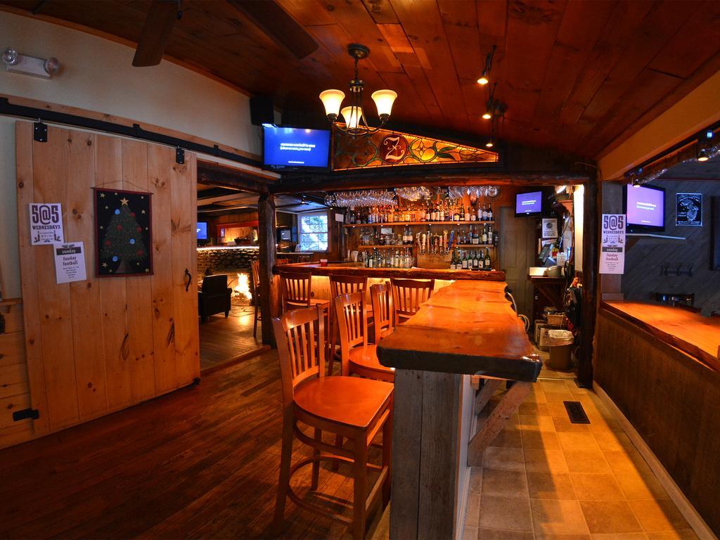 Hyde Away Inn Waitsfield Bagian luar foto
